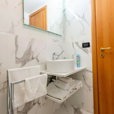 Appartamento Confortevole Genoa Exterior photo